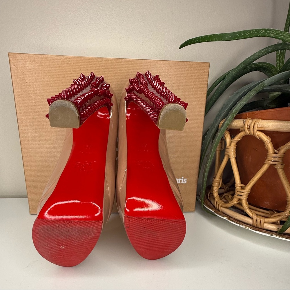 Christian Louboutin Babel Clou 150 Patent Nude/Rouge Spiked Heel Pumps Size 39 - Picture 6 of 13